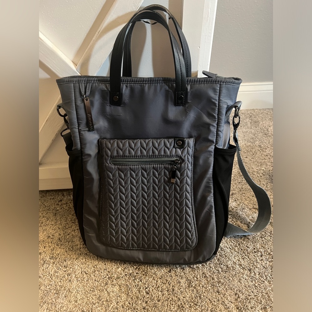 Sherpani laptop bag
